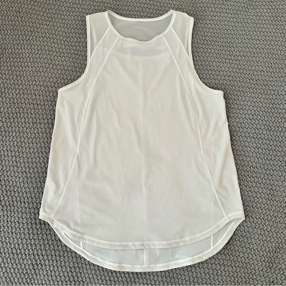 Lululemon Sculpt Tank Light Gray Womens Size 10 Mesh Athletic Workout Running